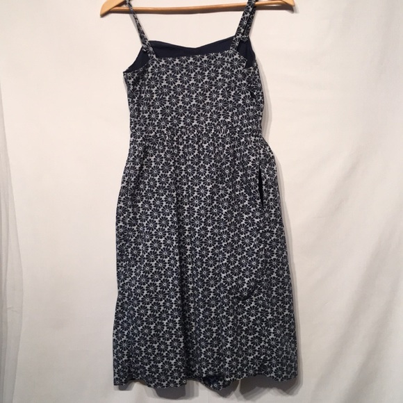 Super Cute ❤️ Tommy Hilfiger Floral Dress Size 2 - Picture 4 of 4